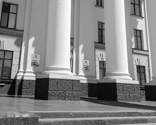 Александр Моор выразил соболезнования родителям девочки, умершей после отдыха в Тюмени