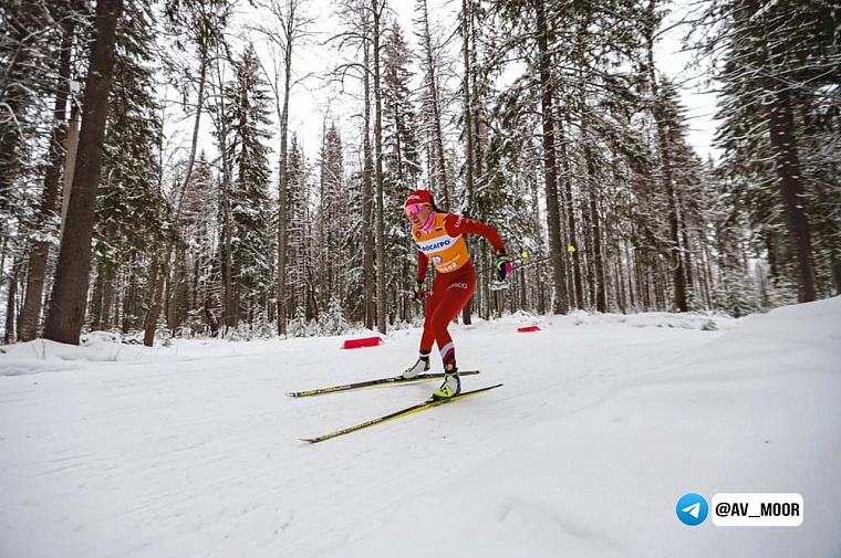 Александр Моор поздравил тюменских лыжников с медалями на чемпионате России