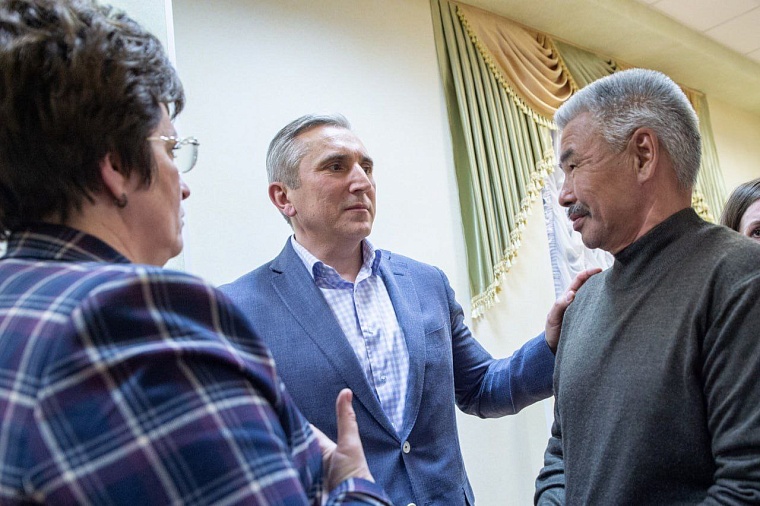 Александр Моор: Пострадавшие от пожаров получат выплаты быстро