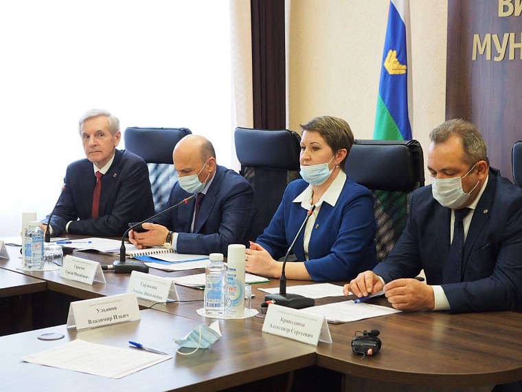 Андрей Лотов возглавил Викуловский район