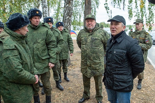 Александр Моор после посещения мобилизованных: Нареканий по размещению, питанию у мужиков нет