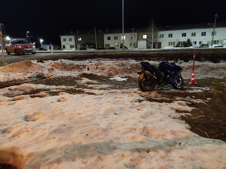 На дорогах Тюменской области в выходные произошло две аварии с участием мотоциклов