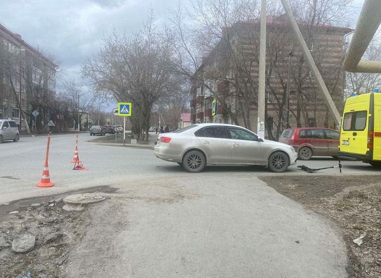 В поселке Московском сбита 11-летняя школьница на самокате