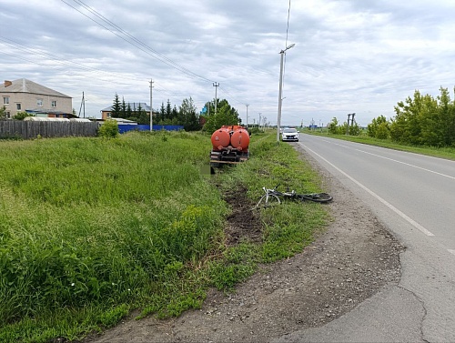 В Ялуторовске «КамАЗ» насмерть сбил подростка-велосипедиста
