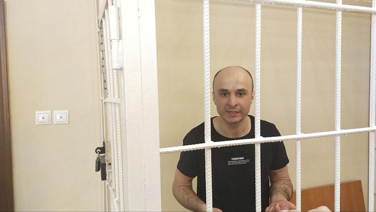 В Тюмени предстал перед судом мужчина, который убил бывшую тещу