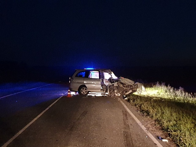 В Тюменской области подросток спровоцировал ночное ДТП, в котором пострадали пять человек