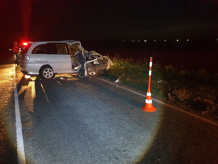 В Тюменской области подросток спровоцировал ночное ДТП, в котором пострадали пять человек