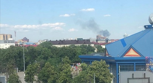 В Тюмени на Лесобазе горит трава