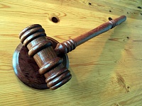 Тобольский адвокат ответит перед судом за избиение