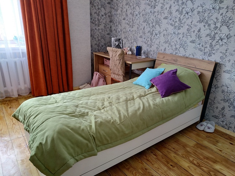 Заковали в наручники: разбираемся со "скандальным видео" из детского дома в Исетском районе