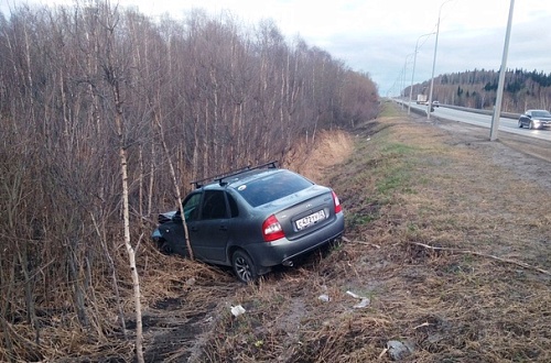Пьяный водитель на "Ладе Калине" устроил ДТП на трассе в Тобольском районе
