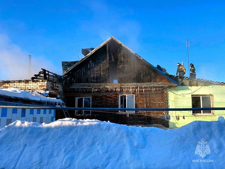 В Чикче потушили крупный пожар в частном доме