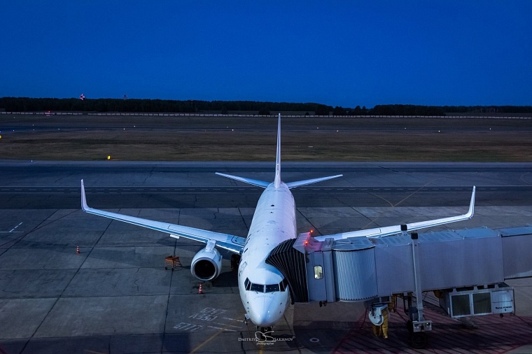 Технику, на которого наехал самолет в Кольцово, ампутировали ногу