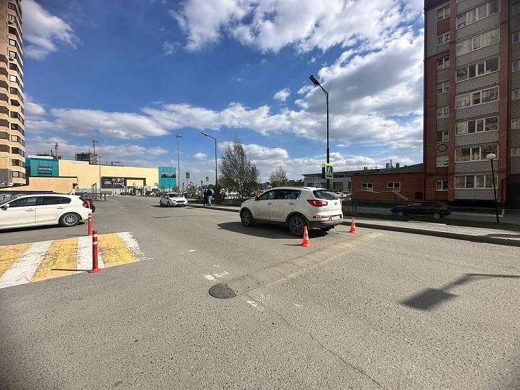 В Тюмени ребенок выбежал на «зебру», водитель не успела среагировать