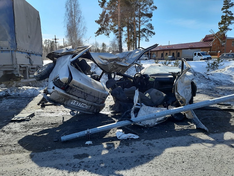 В ДТП на объездной у поселка Боровский погибла пассажирка ВАЗ-2110