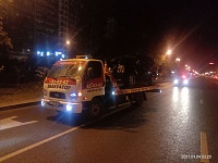 Ночью на улице Республики в ДТП с "Кадиллаком" погиб пешеход