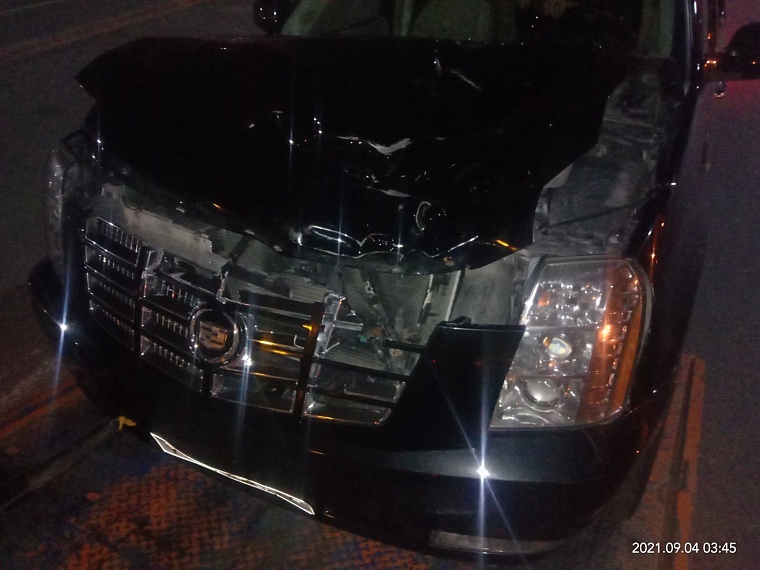 Ночью на улице Республики в ДТП с "Кадиллаком" погиб пешеход