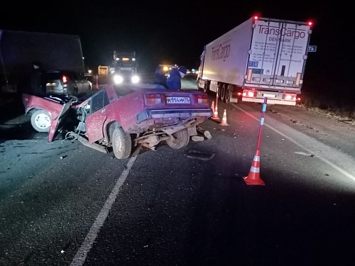 В Тюменской области три человека погибли и четверо пострадали по вине 16-летнего водителя