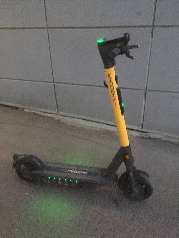 У 17-летнего тюменца заблокировали аккаунт в прокате самокатов после ДТП