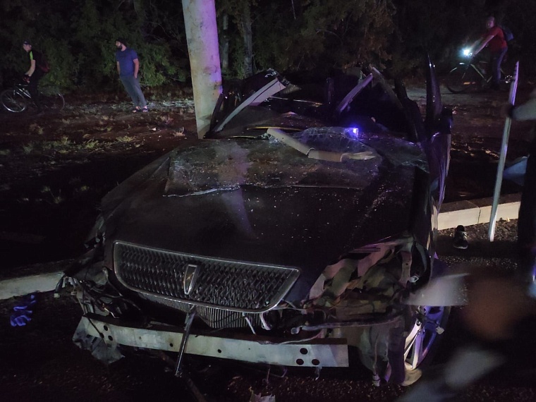 В ДТП на улице Республики погибли двое молодых людей