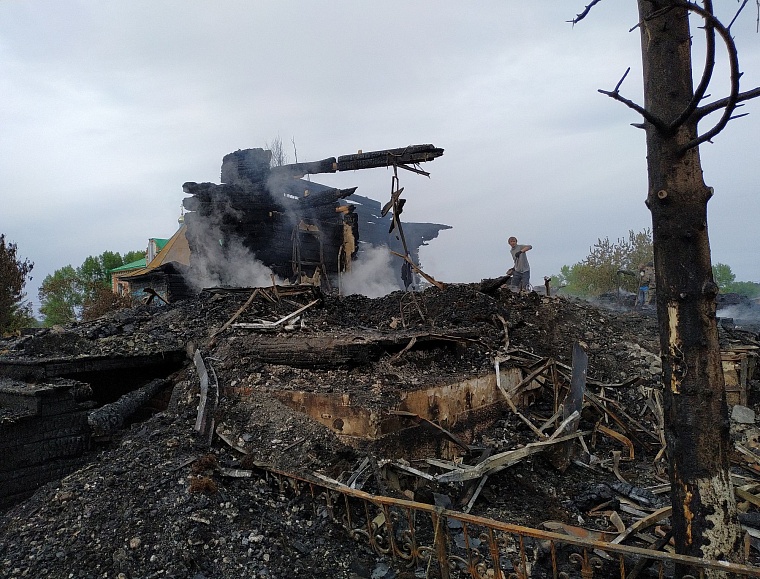 Пять главных вопросов о пожаре в Чимеево