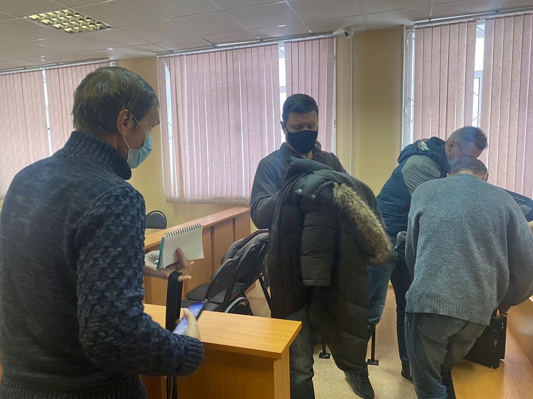 "Учитель" на Subaru, погубивший тюменскую автомобилистку и ее сына, признал вину на суде