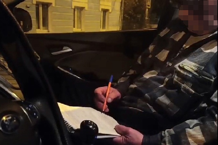 Под Тюменью ночью задержали пьяного пенсионера, который управлял «Тойотой»