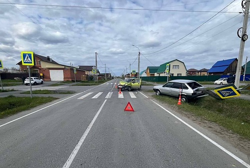 В Тюмени две сестры-школьницы пострадали в ДТП