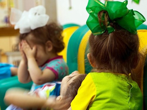 Пьющая жительница Тюменской области лишена прав на четверых детей