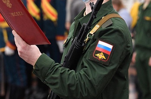 В Тюменской области простились еще с одним погибшим на Украине солдатом