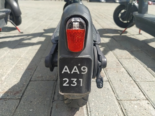 В Тюмени арестовали пьяного самокатчика