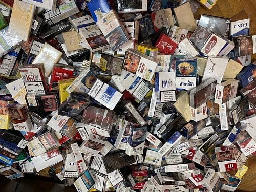 Тюменца лишили крупной партии контрафактных сигарет и оштрафовали на 400 тысяч рублей