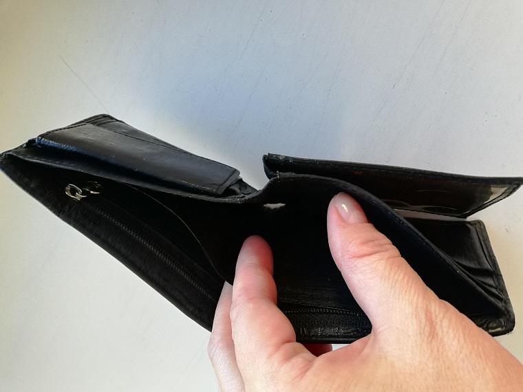 Тюменец взял в кредит 3 млн рублей и перевел деньги мошенникам