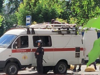 В Тюмени оцепили банк, чтоб спасти заложников: онлайн-репортаж