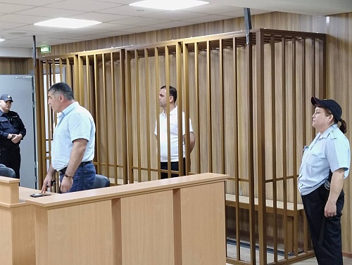 В Тюмени судили торговца паленой водкой, из-за которой умерло 9 человек