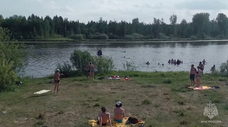 На Салаирском тракте под Тюменью утонул мужчина