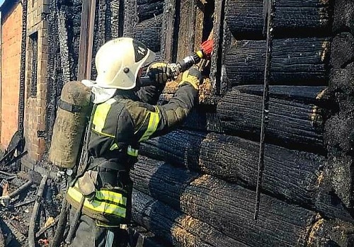 На тюменских дачах с начала года произошло 72 пожара: основные причины