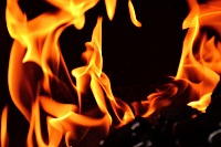 Возбуждено уголовное дело по факту гибели при пожаре двух малолетних детей в Абатском районе