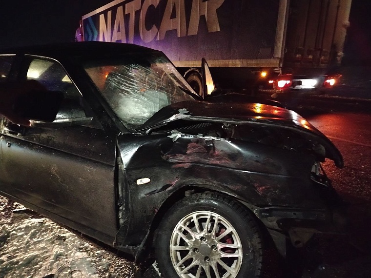 Массовое ДТП в Голышмановском округе: на трассе Тюмень-Омск столкнулись 5 автомобилей