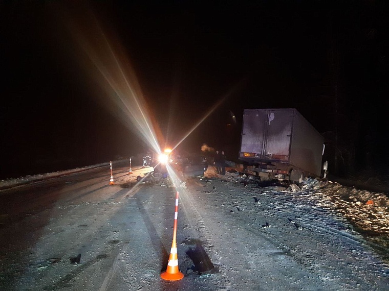 В ДТП на трассе Тюмень - Ханты-Мансийск погибли жительница Тобольска и водитель из Самарской области