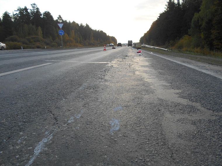 Авария на развязке Федюнинского: младенец погиб, трое в больнице