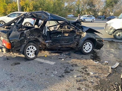 На улице Республики 18-летний водитель спровоцировал жесткое ДТП