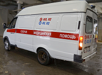 В Екатеринбурге мужчина вызвал подруге скорую, избил водителя и угнал машину с медиками