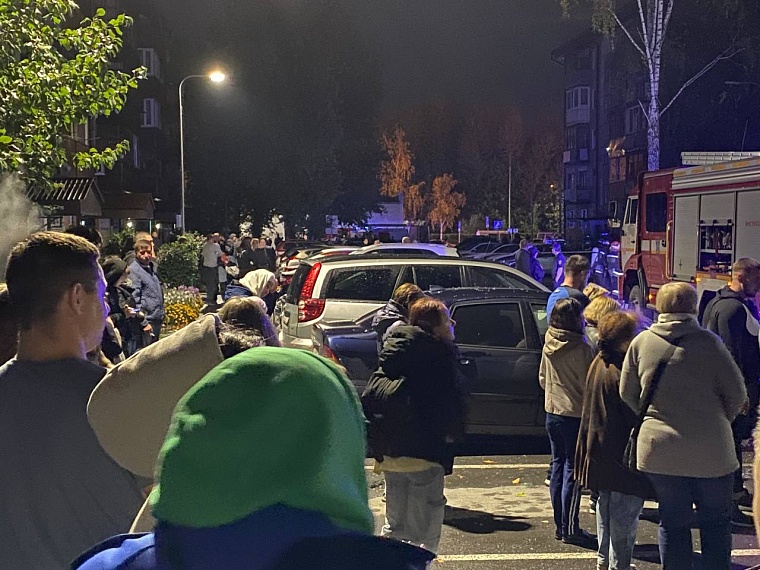 Жильцов дома по ул. Геологоразведчиков, 34 разместят в гостинице