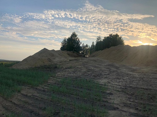 Древний курган в Ингальской долине разрыли экскаватором