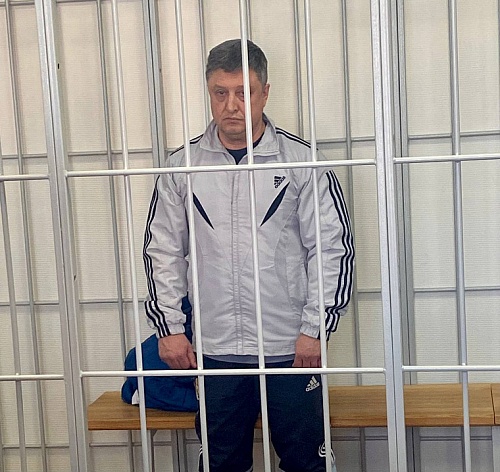 Водитель, сбивший в Тюмени женщину с ребенком, получил реальный срок