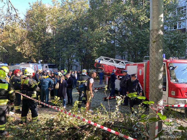 В Балашихе после хлопка газа частично обрушен дом, трое погибли