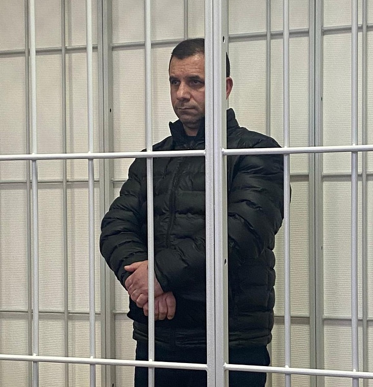 В Тюмени взяли под стражу  заведующего магазином, где торговали убийственной водкой