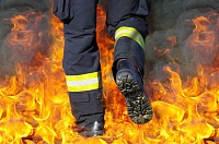 В Ямальском районе пострадавшие при пожаре в жилом доме доставлены в больницу