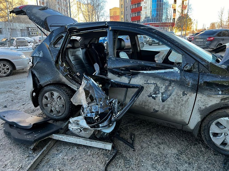 В столкновении двух автомобилей такси на улице Мельникайте погибла пассажирка